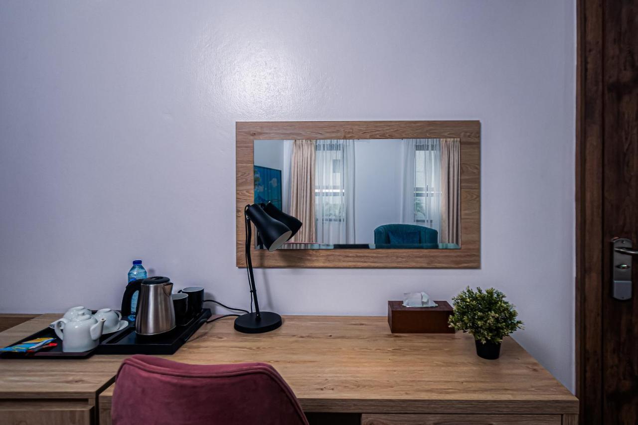 Quest Boutique Hotel Gwarinpa Eksteriør bilde