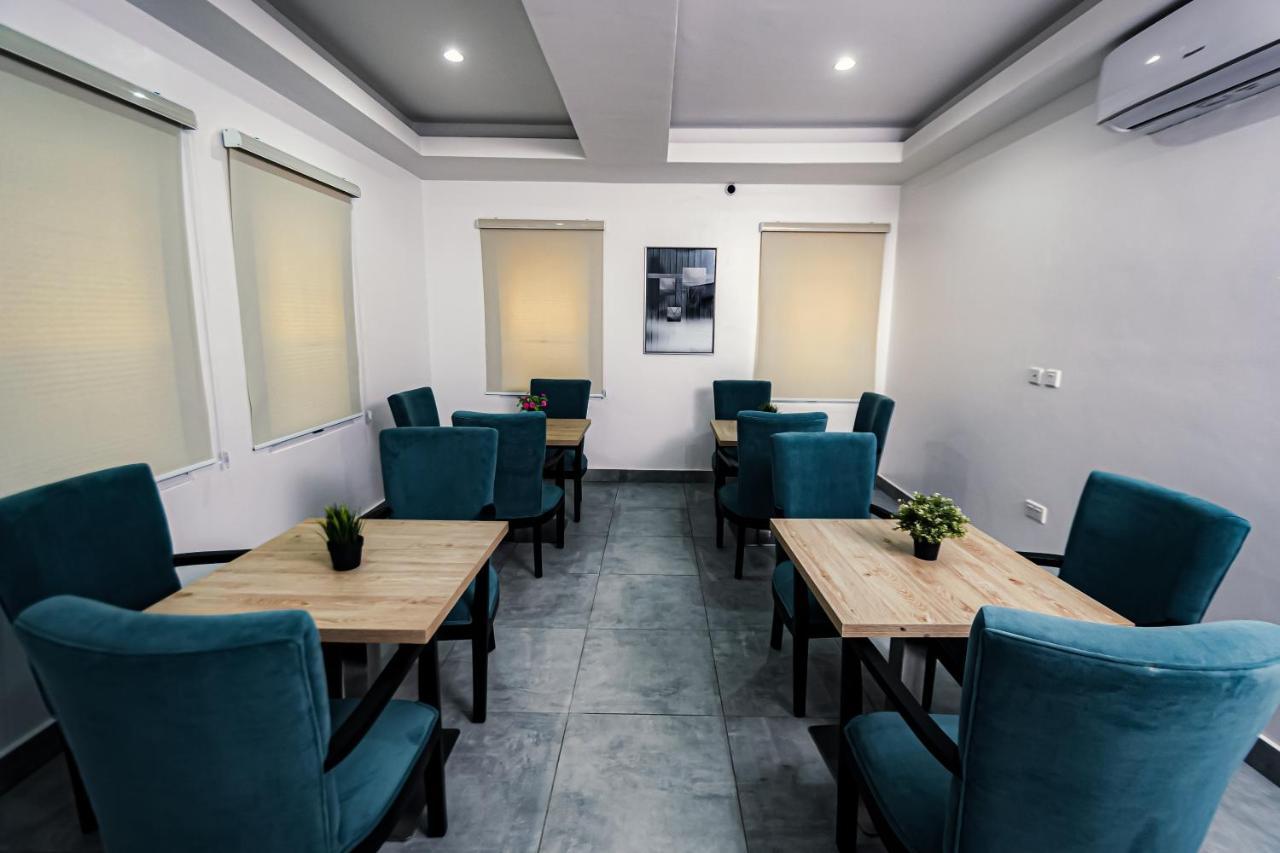 Quest Boutique Hotel Gwarinpa Eksteriør bilde
